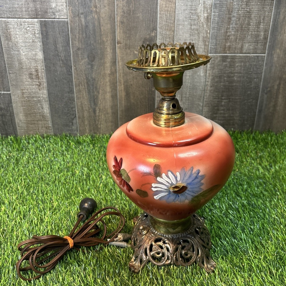 Vintage Floral Glass Electric Table Lamp –‎ Works, Cord Needs Repair